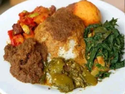 Rumah Makan Padang Bagindo: Santap Nikmat di Jantung Cilacap